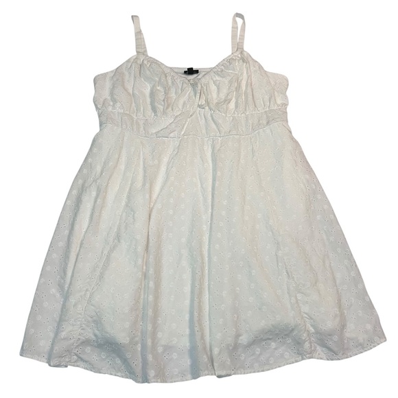 Torrid White Eyelet Embroidered Sundress | Size 2 (2X) - Picture 1 of 6